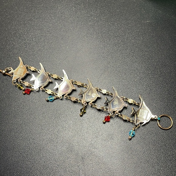 Rare LATR 2 GO Lunch at the Ritz “Angel Fish” Bracelet - Picture 5 of 6